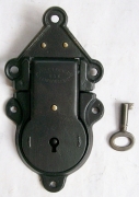 L113 - Eagle Trunk Lock & Key