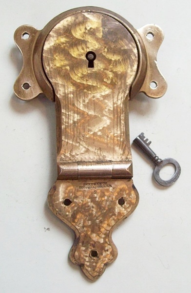 L121 - Brass Eagle Trunk Lock & Key - $74.00 : Zen Cart!, The Art of  E-commerce