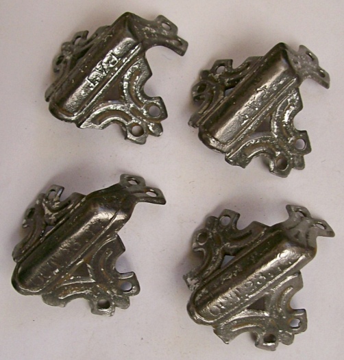 M112 - Ornate Trunk Corner Clamps