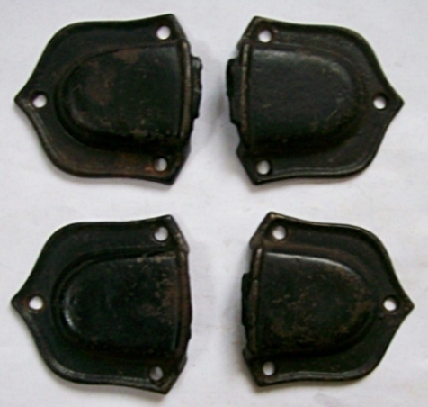 M125 - Cast Iron Trunk Handle Caps