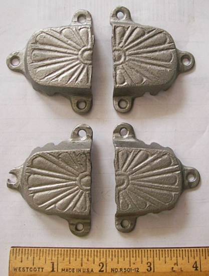 M125 - Cast Iron Trunk Handle Caps