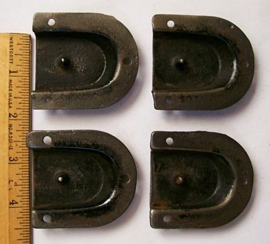 M130 - Cast Iron Trunk Handle Caps