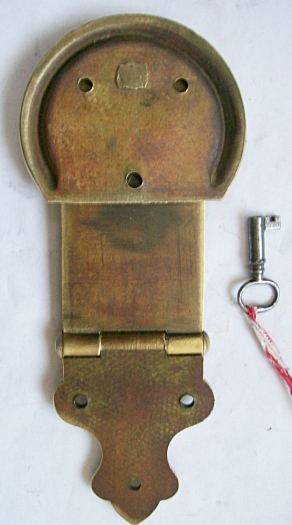 L108 - RARE Corbin Brass Trunk Lock & Key