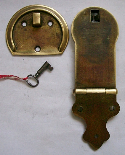 L108 - RARE Corbin Brass Trunk Lock & Key