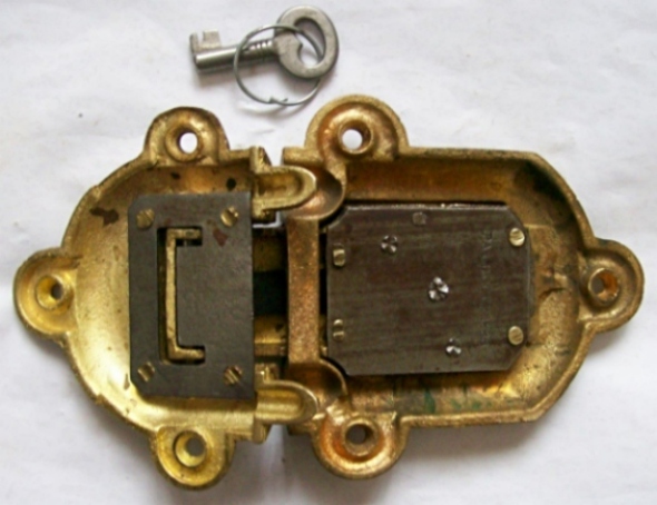 L111 - RARE 1883 Brass Eastlake Trunk Lock & Key - SOLD 09/2024