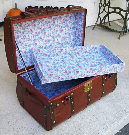 T101 - Jenny Lind, Civil War Era Trunk