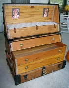 T107 - Theatrical Dresser Trunk - Click Image to Close